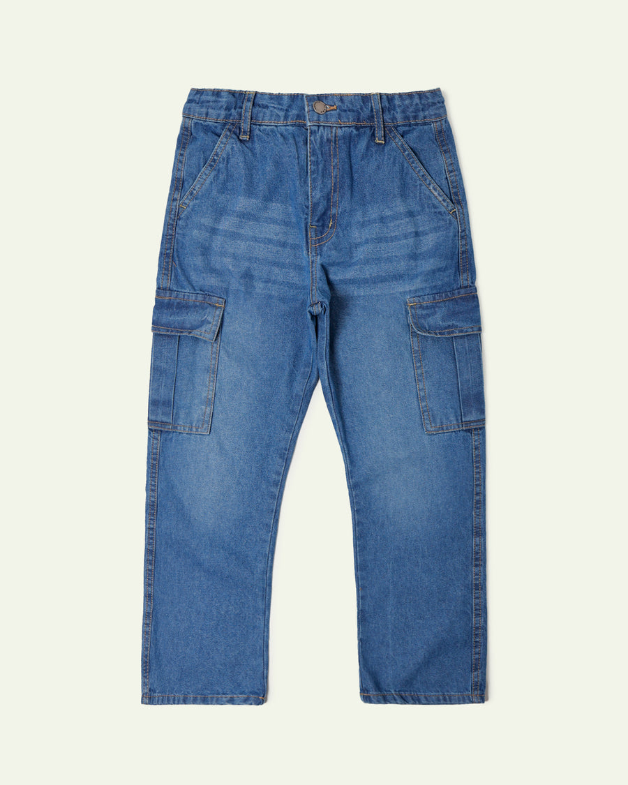 Loose Fit Cargo Jeans