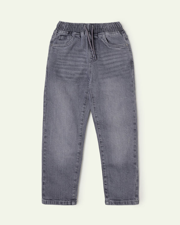 Pull Up Straight Fit Jeans